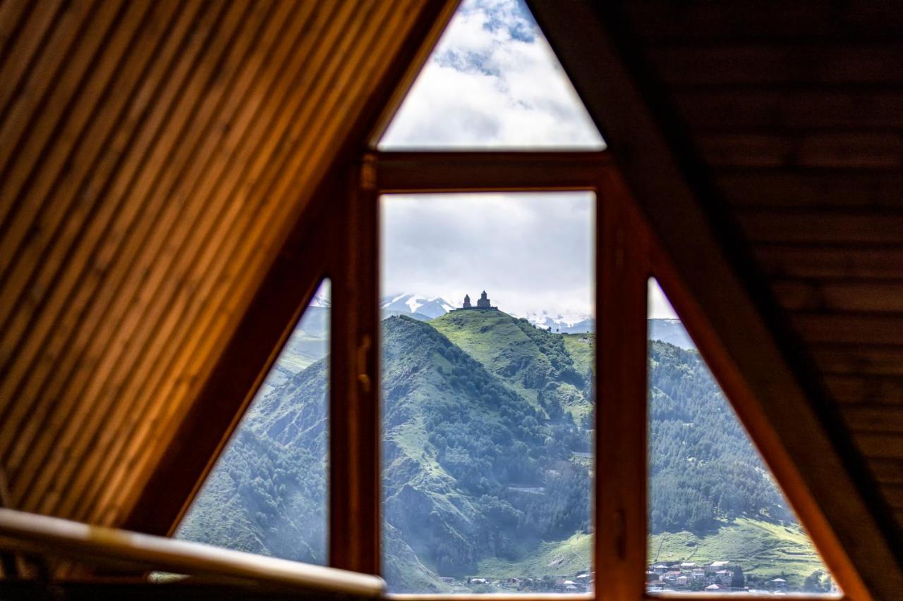 Graf Kazbegi Hotel Exterior photo